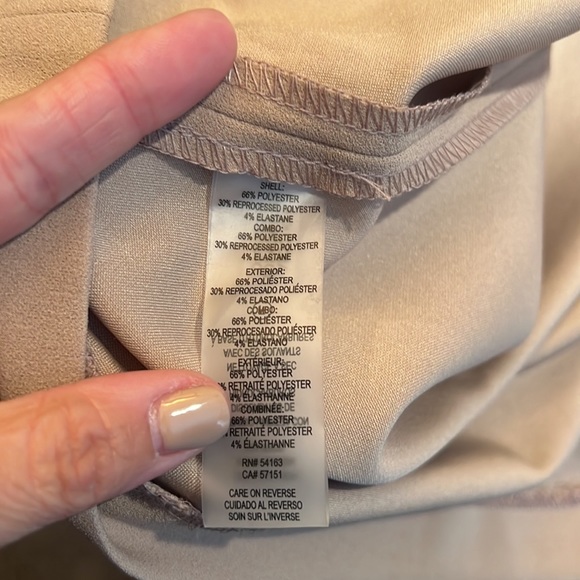 NWT - Tommy Hilfiger -Colorblock Sleeveless Scuba Crepe Minidress, Size 18 - Picture 8 of 10